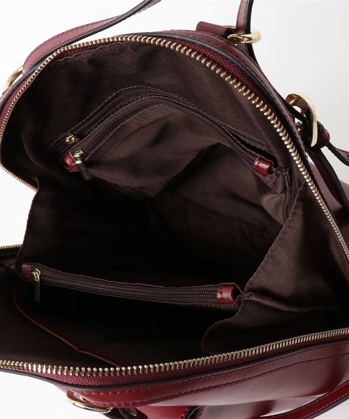 VitaFelice（ヴィータフェリーチェ）の「【牛革/カウレザー】牛革2wayリュックサック・ショルダーバッグ（バックパック/リュック・レディース・ブラック/ネイビー/オフホワイト/キャメル/ワイン・FREE）」の14枚目の写真