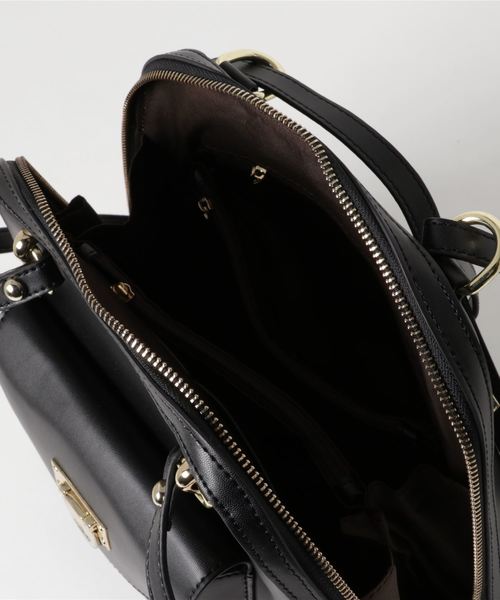 VitaFelice（ヴィータフェリーチェ）の「【牛革/カウレザー】牛革2wayリュックサック・ショルダーバッグ（バックパック/リュック・レディース・ブラック/ネイビー/オフホワイト/キャメル/ワイン・FREE）」の7枚目の写真