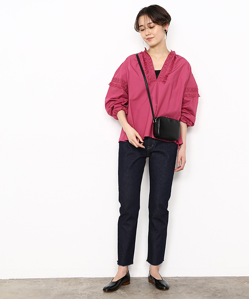 ADAM ET ROPE'(アダムエロペ)の「タイプライターレースギャザースモック(シャツ/ブラウス・レディース・ホワイト/ダークグリーン/ピンク・FREE)」の22枚目の写真