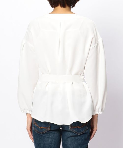 NARACAMICIE（ナラカミーチェ）の「ボリュームスリーブベルト付ブラウス（シャツ/ブラウス・レディース・ホワイト/ネイビー/ピンク・MEDIUM）」の12枚目の写真
