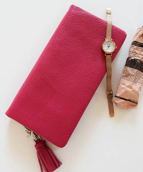 BIRTHDAY BAR（バースデイバー）の「本革 タッセル付き 長財布（財布・レディース・ブラック/ベージュ/ネイビー/レッド/キャメル/ゴールド/シルバー/グレー/ピンク/ブルー/モカ/イエロー/ブルー系その他7/スモークピンク/サックスブルー/レモンイエロー/ベージュ系/グリーン/ラベンダー・フリー）」の16枚目の写真