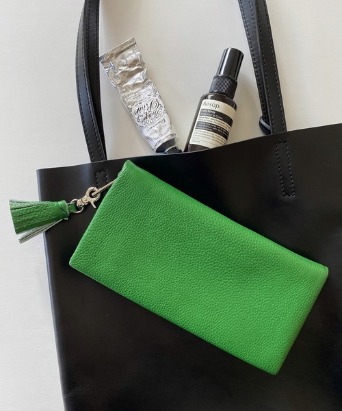 BIRTHDAY BAR（バースデイバー）の「本革 タッセル付き 長財布（財布・レディース・ブラック/ベージュ/ネイビー/レッド/キャメル/ゴールド/シルバー/グレー/ピンク/ブルー/モカ/イエロー/ブルー系その他7/スモークピンク/サックスブルー/レモンイエロー/ベージュ系/グリーン/ラベンダー・フリー）」の7枚目の写真