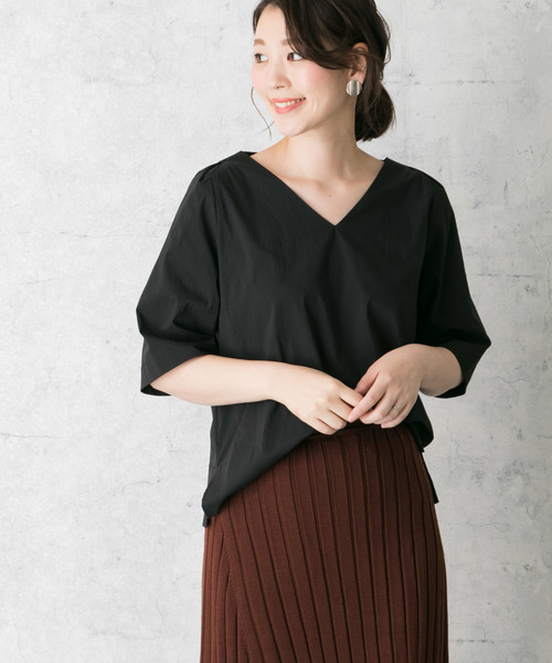 URBAN RESEARCH ROSSO WOMEN(アーバンリサーチ ロッソ)の「Vネックシャツブラウス(シャツ/ブラウス)」|ブラック