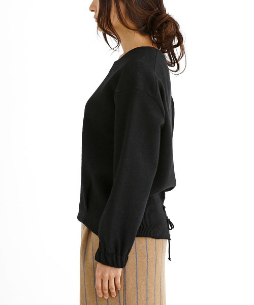 Munich（ミューニック）の「ブークレー×ウールジャージーラウンドネックプルオーバー（ニット/セーター・レディース・ブラック/グレー/ライトベージュ・FREE）」の5枚目の写真