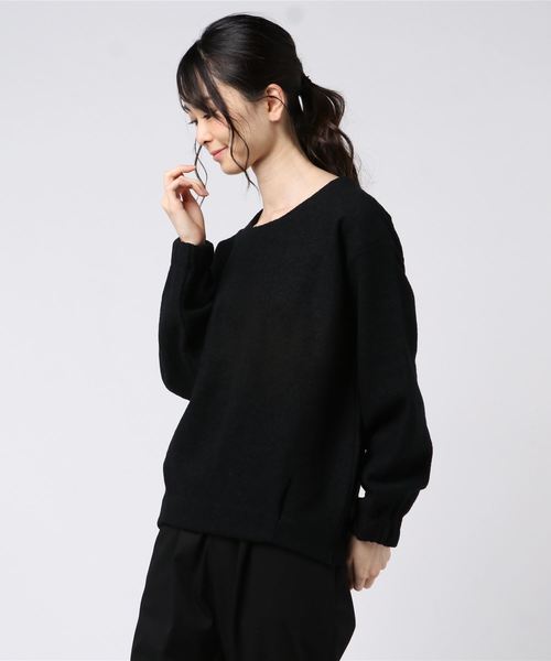 Munich（ミューニック）の「ブークレー×ウールジャージーラウンドネックプルオーバー（ニット/セーター・レディース・ブラック/グレー/ライトベージュ・FREE）」の4枚目の写真