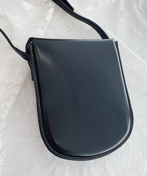 apres jour(アプレジュール)の「【apres jour×ARIAZ】フェイクレザーミニポシェット(ショルダーバッグ・レディース・ブラック/ダークブラウン/ベージュ/アイボリー・FREE)」の12枚目の写真