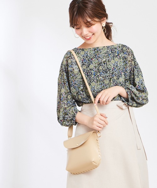 natural couture(ナチュラルクチュール)の「ペイズリー柄カシュクールブラウス(シャツ/ブラウス・レディース・オフホワイト/ブラック/ベージュ・FREE)」の9枚目の写真