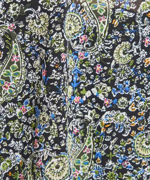 natural couture(ナチュラルクチュール)の「ペイズリー柄カシュクールブラウス(シャツ/ブラウス・レディース・オフホワイト/ブラック/ベージュ・FREE)」の14枚目の写真