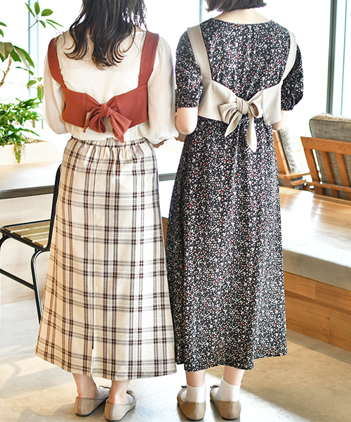 PairPair（ペアペア）の「バックリボンビスチェ（ベスト・レディース・ベージュ/ライトブラウン/モカ・FREE）」の8枚目の写真