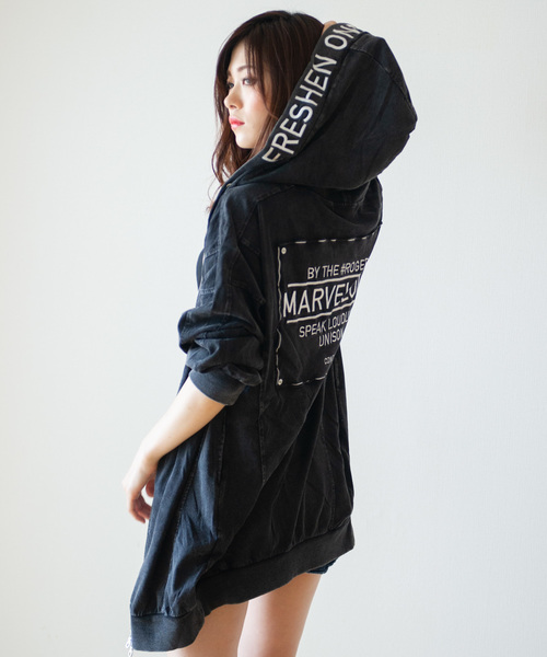 GGD（ジージーディー）の「Roger&Raw/ピグメントパーカーZIP C/D（パーカー・レディース・ホワイト/ライトグレー/ブラック/カーキ・M）」の2枚目の写真