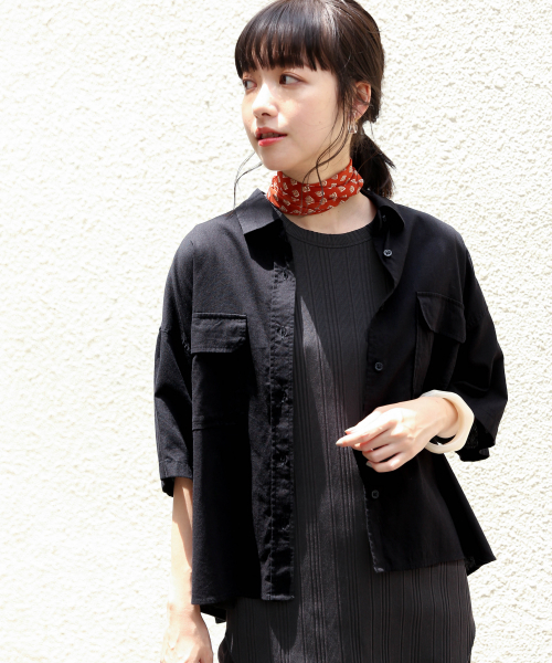 LOWRYS FARM(ローリーズファーム)の「ショートCPOシャツ 841006(シャツ/ブラウス・レディース・ブラック/オフホワイト/ブラウン/ベージュ・FREE)」の10枚目の写真