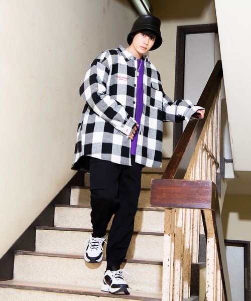 WEGO（ウィゴー）の「WEGO/チェックビッグシルエットCPOシャツジャケット（シャツ/ブラウス・メンズ・ホワイト系その他2/レッド系その他2・MEDIUM/LARGE）」の21枚目の写真