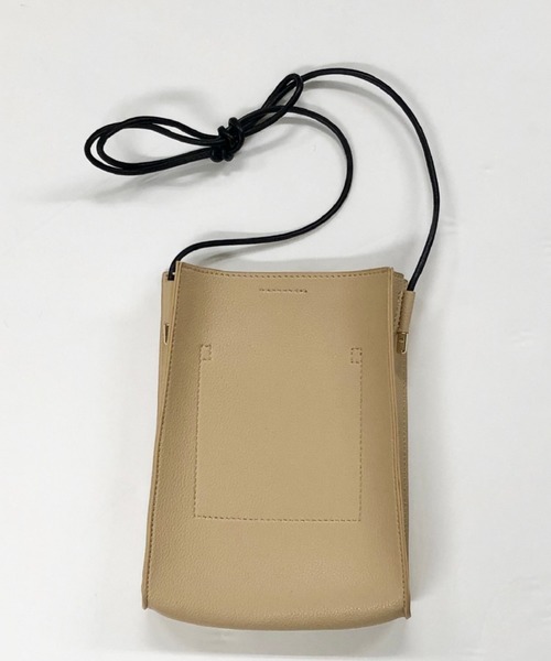 archives（アルシーヴ）の「スクエアミニショルダーバッグ（ショルダーバッグ・レディース・ホワイト/ブラック/ベージュ・MEDIUM）」の7枚目の写真