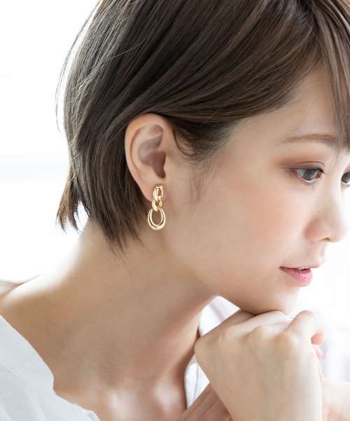 colleca la(コレカラ)の「キヘイチェーンイヤリング(イヤリング・レディース・シルバー/ゴールド・フリ-)」の4枚目の写真