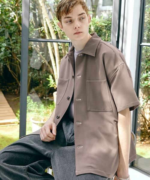 EMMA CLOTHES（エマクローズ）の「TRストレッチ ビッグステッチ オーバーボックス レギュラカラーシャツ CPO シャツ 1/2 sleeve EMMA CLOTHES（シャツ/ブラウス・メンズ・ライトグレー/ブラック/ネイビー/ブラウン/グリーン/ブラウン系その他/グリーン系その他/ブラウン系その他2/ブルー系その他/ブラウン系その他3/ライラック/イエロー系その他/サックスブルー/ダークパープル・FREE）」の5枚目の写真