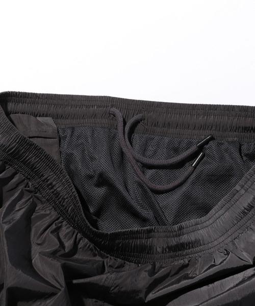 POP TRADING COMPANY(ポップトレーディングカンパニー)の「<POP TRADING COMPANY> PAINTER SRT GRY/ショートパンツ(その他パンツ・メンズ・ダークグレー・LARGE/MEDIUM)」の5枚目の写真