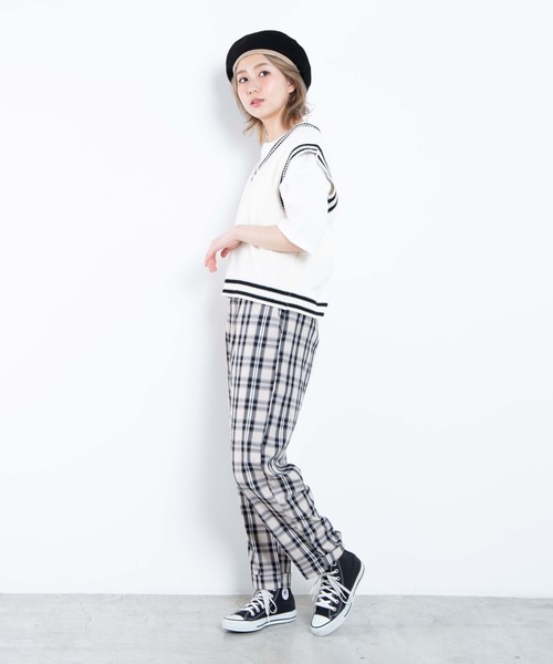 WEGO（ウィゴー）の「WEGO/チェックイージーワイドパンツ（スラックス・レディース・グレー系その他2/ベージュ系その他2/ベージュ系その他3・SMALL/MEDIUM）」の16枚目の写真