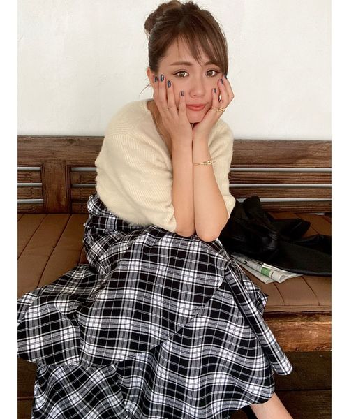 RESEXXY（リゼクシー）の「【IS】モヘア風ニットトップス（ニット/セーター・レディース・ブラック/ブラウン/オフホワイト・FREE）」の4枚目の写真