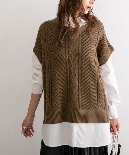 Newlyme(ニューリーミー)の「ケーブルニットベストレイヤードシャツ【R】(ニット/セーター・レディース・ブラウン/パープル/ベージュ/ブラック・M-L)」の13枚目の写真