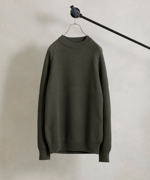 UNITED TOKYO（ユナイテッドトウキョウ）の「Soft touch 畦クルーネックニット（ニット/セーター・メンズ・ブラック/ブラウン/カーキ/インディゴブルー/グレイッシュベージュ・1/2/3）」の4枚目の写真