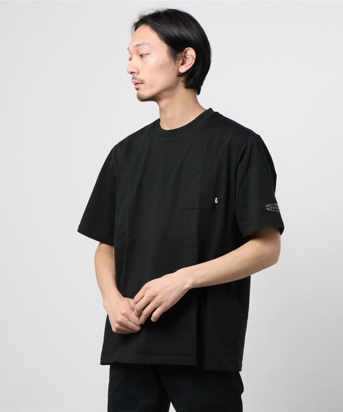 PUMA(プーマ)の「【別注】プーマ PUMA ビッグポケット Tシャツ 限定コラボ(Tシャツ/カットソー・メンズ・ホワイト/ブラック/ベージュ・LL/S/L/3L/M)」の2枚目の写真