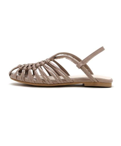 SOROTTO(ソロット)の「【ママとお揃い】メニ―ストラップのノットデザインラウンドトゥサンダル(サンダル・キッズ・ホワイト/ブラック/オリーブ/モカ・22.0cm/19.0cm/20.0cm/21.0cm)」の10枚目の写真