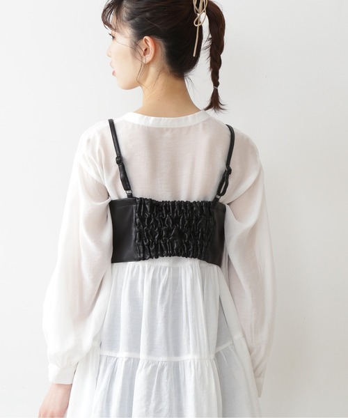 FREE'S MART（フリーズマート）の「フェイクレザービスチェ（シャツ/ブラウス・レディース・ホワイト/ブラック・FREE）」の9枚目の写真