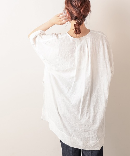 PUAL CE CIN（ピュアルセシン）の「レーヨンリネン 大花刺繍ブラウス 