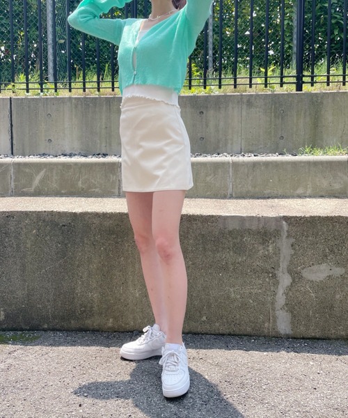 at12:03（アットイチニーゼロサン）の「ハイウエスト台形スカパン（スカート・レディース・ブラック/イエロー/ブルー/アイボリー・M）」の12枚目の写真