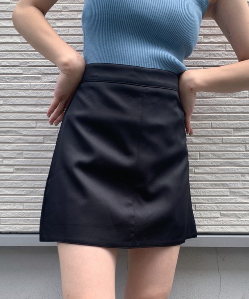 at12:03（アットイチニーゼロサン）の「ハイウエスト台形スカパン（スカート・レディース・ブラック/イエロー/ブルー/アイボリー・M）」の19枚目の写真