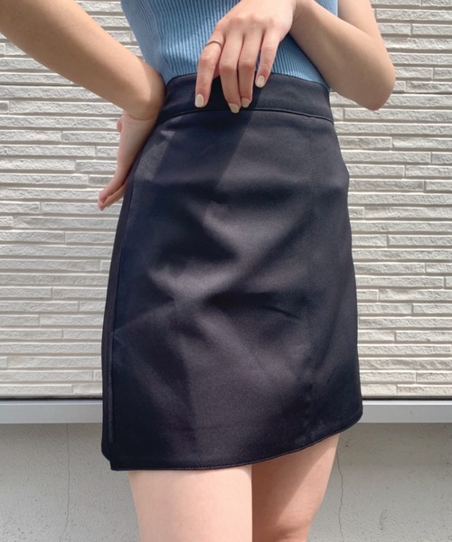 at12:03（アットイチニーゼロサン）の「ハイウエスト台形スカパン（スカート・レディース・ブラック/イエロー/ブルー/アイボリー・M）」の22枚目の写真