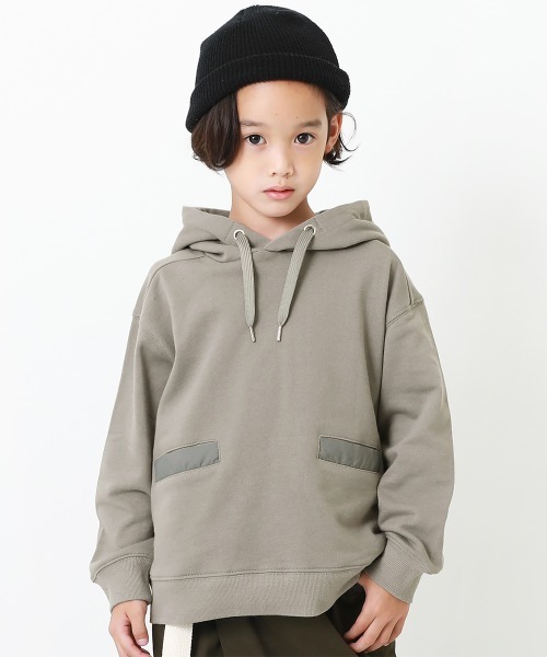 devirock（デビロック）の「ポケット付きスウェットプルパーカー（パーカー・キッズ・ブラック/グレー系その他/パープル系その他・130cm/140cm/150cm/100cm/120cm/160cm/110cm）」の3枚目の写真