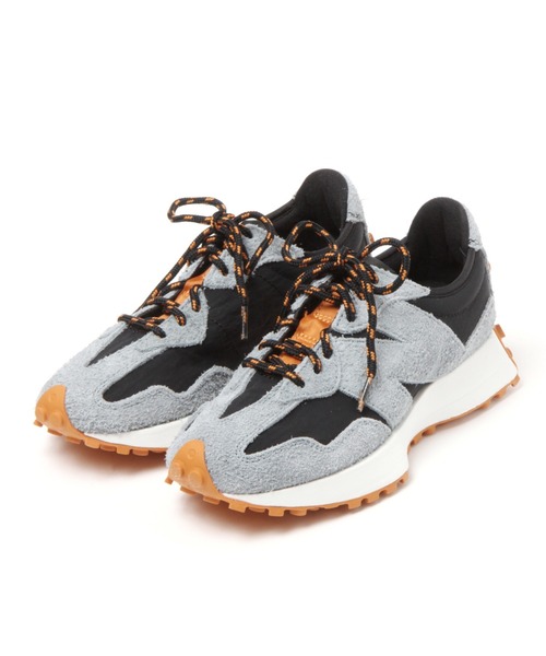 NEW BALANCE（ニューバランス）の「New Balance／MS327 (レディース)　2942495（スニーカー・レディース・ホワイト/ブラック・SMALL/MEDIUM）」の2枚目の写真