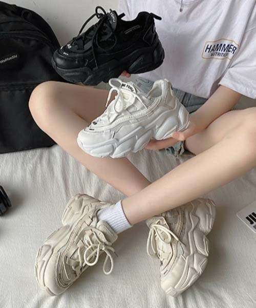 Shoes in Closet(シューズインクローゼット)の「厚底 ボリュームソール ダッドスニーカー 39(スニーカー・レディース・ブラック/ホワイト/ベージュ・S/M/LL/L/XS)」の19枚目の写真