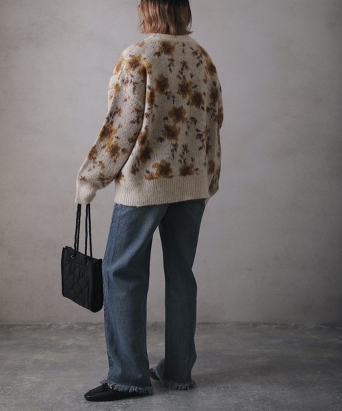 ap retro(アプレトロ)の「起毛花柄ジャガードニット(ニット/セーター・レディース・アイボリー/カーキ・FREE)」の16枚目の写真