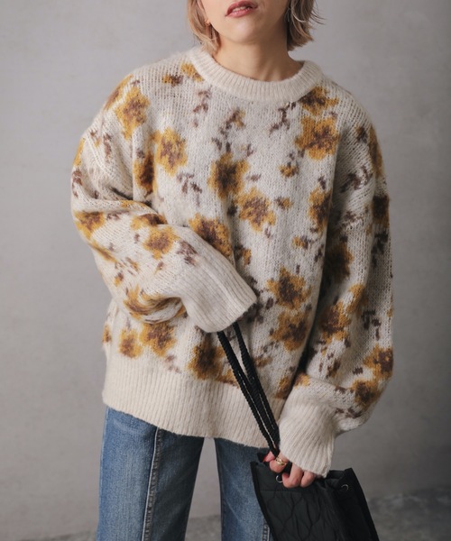 ap retro（アプレトロ）の「起毛花柄ジャガードニット（ニット
