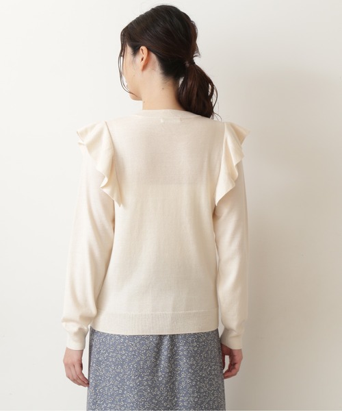 NATURAL BEAUTY BASIC(ナチュラルビューティーベーシック)の「ラッフルショルダーニット/0171270914(ニット/セーター・レディース・オフホワイト/ネイビー/グレー・MEDIUM)」の7枚目の写真