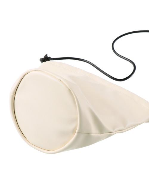 BRANSHES（ブランシェス）の「合皮ポシェット（ショルダーバッグ・キッズ・ブラック/アイボリー・F）」の10枚目の写真