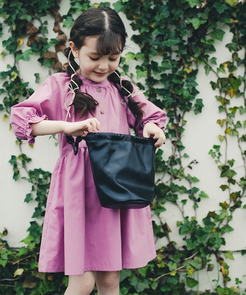 BRANSHES（ブランシェス）の「合皮ポシェット（ショルダーバッグ・キッズ・ブラック/アイボリー・F）」の4枚目の写真