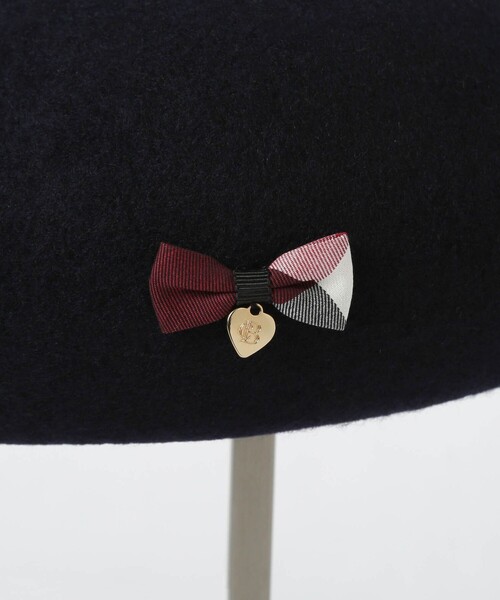 BLUE LABEL CRESTBRIDGE（ブルーレーベルクレストブリッジ）の「クレストブリッジチェックリボンウールベレー帽（ハンチング/ベレー帽・レディース・ブラック/ピンク/ベージュ系その他/ダークネイビー・FREE）」の8枚目の写真