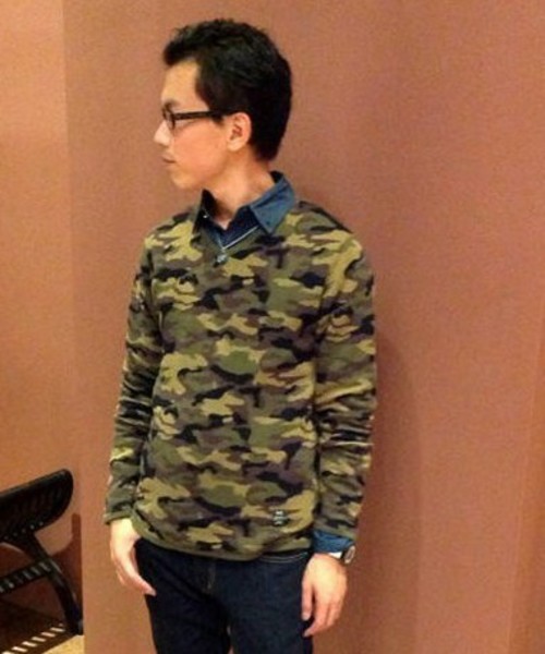 VENCEEXCHANGE(ヴァンスエクスチェンジ)の「カモフラジャガード Vネック(ニット/セーター・メンズ・ブルー/グリーン・LARGE/MEDIUM/SMALL)」の2枚目の写真