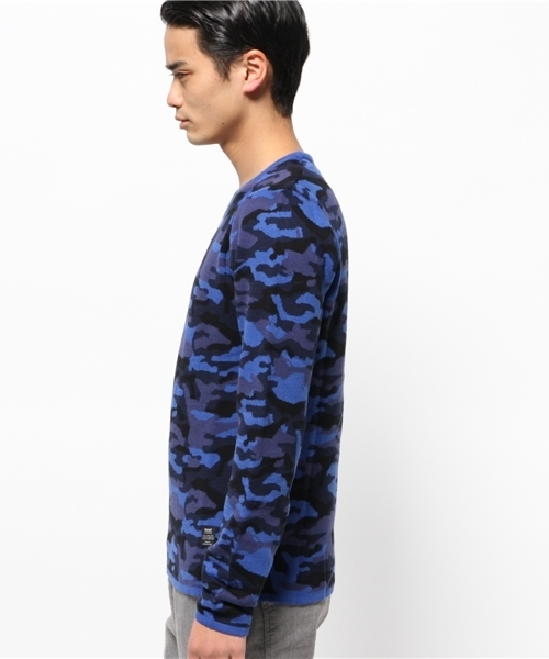 VENCEEXCHANGE(ヴァンスエクスチェンジ)の「カモフラジャガード Vネック(ニット/セーター・メンズ・ブルー/グリーン・LARGE/MEDIUM/SMALL)」の6枚目の写真