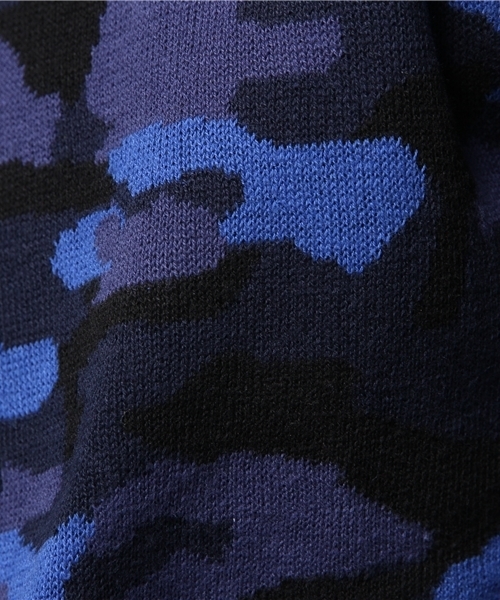 VENCEEXCHANGE(ヴァンスエクスチェンジ)の「カモフラジャガード Vネック(ニット/セーター・メンズ・ブルー/グリーン・LARGE/MEDIUM/SMALL)」の4枚目の写真