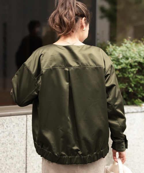 BAYFLOW（ベイフロー）の「リバーシブルジップブルゾン（ブルゾン・レディース・ブラック/カーキ/ブルー・SMALL/MEDIUM）」の9枚目の写真