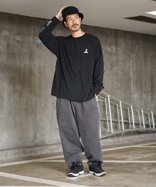 DC SHOES(ディーシーシューズ)の「21 BACK LINE LS/DCバックロゴテープ長袖ロンT(Tシャツ/カットソー・メンズ・ホワイト/ブラック/ベージュ/ベージュ系その他/ブラック系その他/ホワイト系その他・MEDIUM/LARGE/X-LARGE/XX-LARGE)」の17枚目の写真