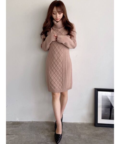 RESEXXY(リゼクシー)の「タートルネックニットワンピース(ワンピース・レディース・ブラック/ベージュ/ワイン・FREE)」の20枚目の写真