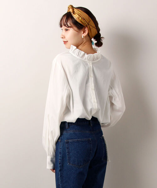 fredy repit(フレディレピ)の「【WEB限定】ボリュームスリーブフリルスタンドカラーシャツ(前後2WAY)(シャツ/ブラウス・レディース・ライトブルー/ブラック/オフホワイト・38)」の6枚目の写真