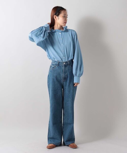 fredy repit(フレディレピ)の「【WEB限定】ボリュームスリーブフリルスタンドカラーシャツ(前後2WAY)(シャツ/ブラウス・レディース・ライトブルー/ブラック/オフホワイト・38)」の19枚目の写真