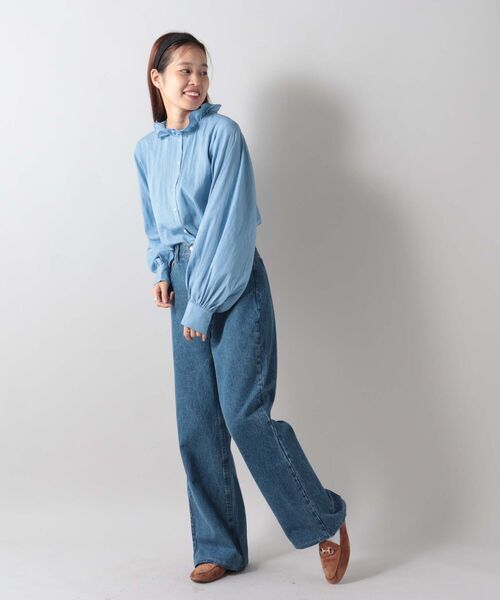 fredy repit(フレディレピ)の「【WEB限定】ボリュームスリーブフリルスタンドカラーシャツ(前後2WAY)(シャツ/ブラウス・レディース・ライトブルー/ブラック/オフホワイト・38)」の20枚目の写真
