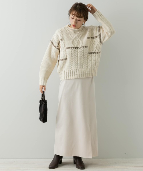 URBAN RESEARCH Sonny Label（アーバンリサーチサニーレーベル）の「パッチワークステッチ ケーブルニット（ニット/セーター・レディース・チャコールグレー/イエロー系その他/オフホワイト・FREE）」の12枚目の写真